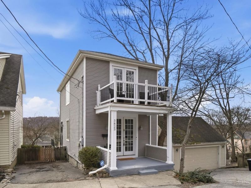 3823 Stites Place, Cincinnati, OH 45226 Photo 2