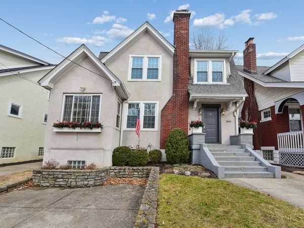 2844 Markbreit Avenue, Cincinnati, OH 45209