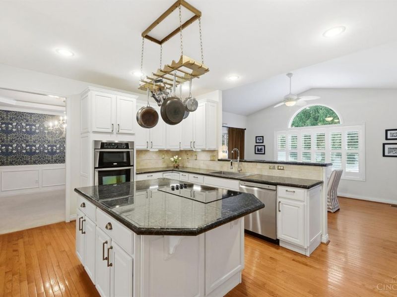 1511 Indian Bluffs Drive, Maineville, OH 45039 Photo 10