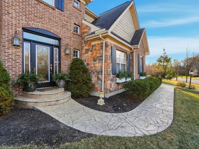 1511 Indian Bluffs Drive, Maineville, OH 45039 Photo 3