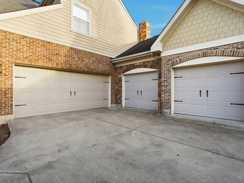 1511 Indian Bluffs Drive, Maineville, OH 45039 Photo 4