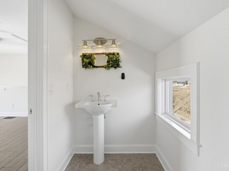 3003 Riverside Drive, Cincinnati, OH 45226 Photo 39