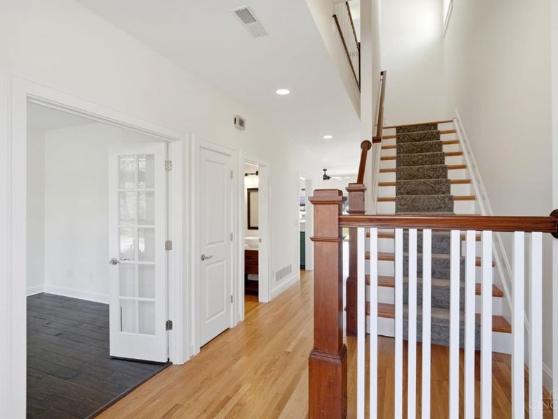 3003 Riverside Drive, Cincinnati, OH 45226 Photo 4