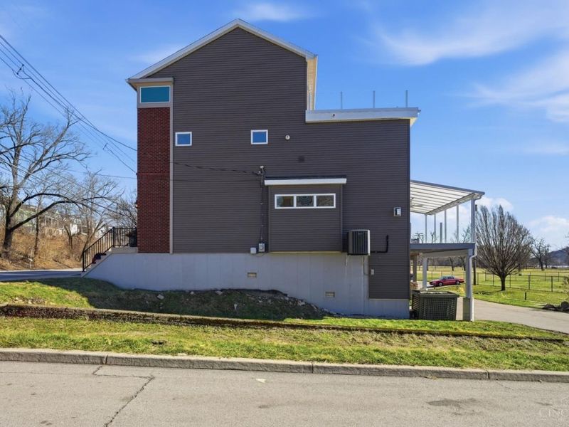 3003 Riverside Drive, Cincinnati, OH 45226 Photo 55