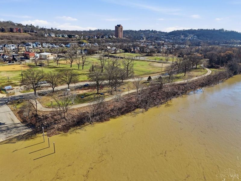 3003 Riverside Drive, Cincinnati, OH 45226 Photo 58