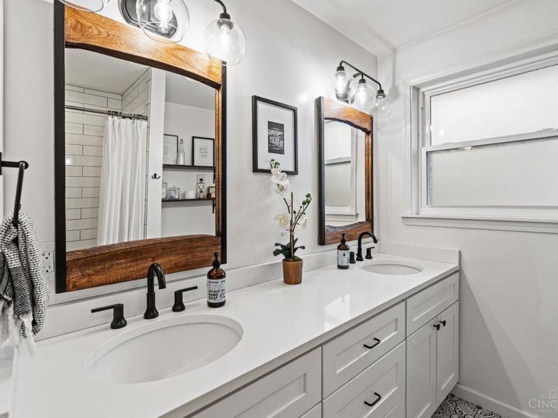 6537 Cliff Ridge Lane, Columbia Twp, OH 45213 Photo 21