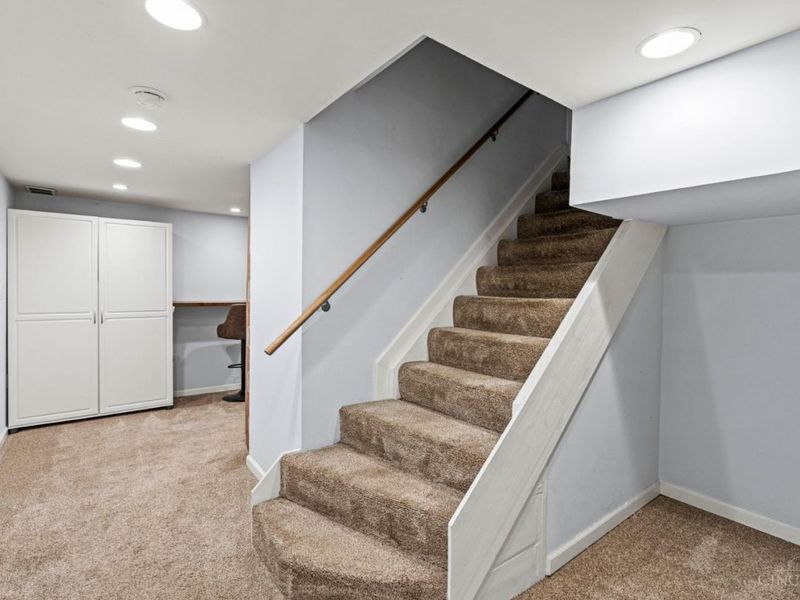 6537 Cliff Ridge Lane, Columbia Twp, OH 45213 Photo 24