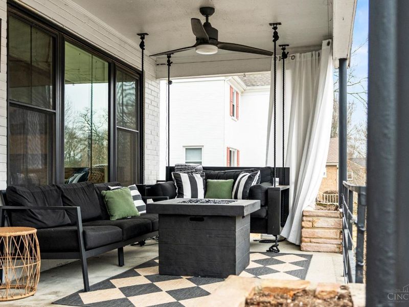 6537 Cliff Ridge Lane, Columbia Twp, OH 45213 Photo 4