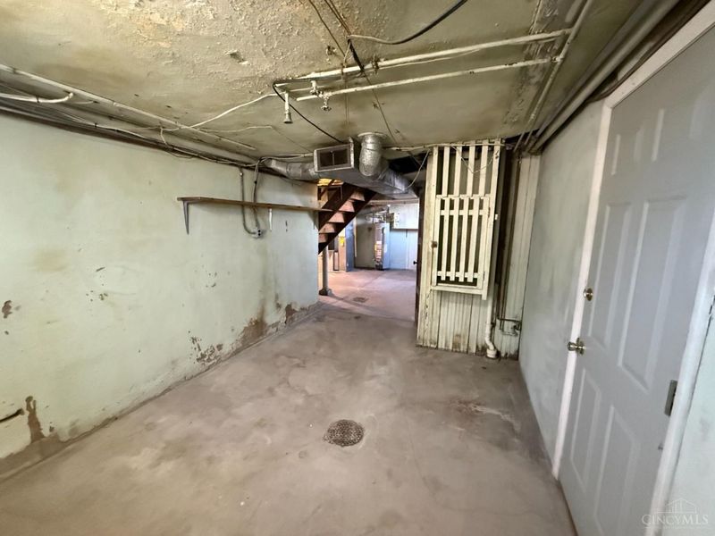 1552 Reid Ave, Cincinnati, OH 45224 Photo 36