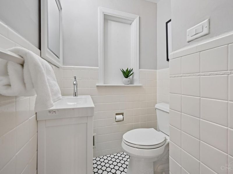 1005 Richwood Circle, Cincinnati, OH 45208 Photo 18