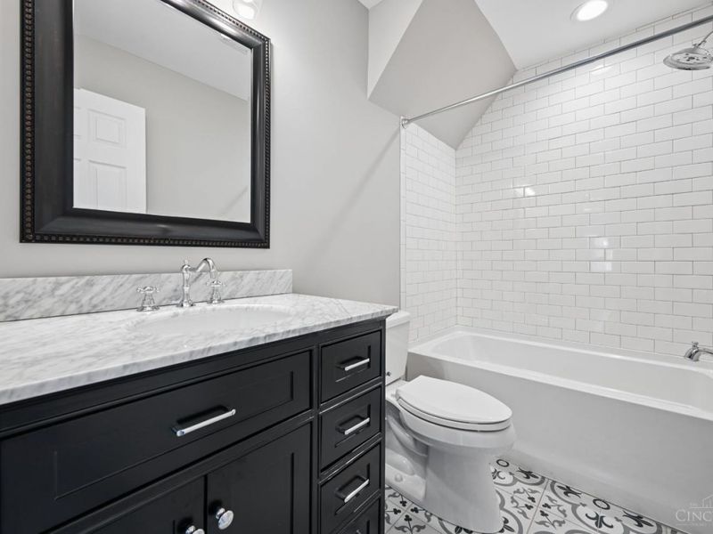 1005 Richwood Circle, Cincinnati, OH 45208 Photo 21