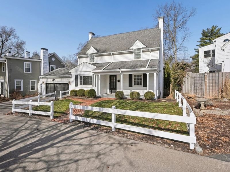 1005 Richwood Circle, Cincinnati, OH 45208 Photo 3