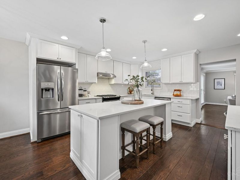 1005 Richwood Circle, Cincinnati, OH 45208 Photo 5