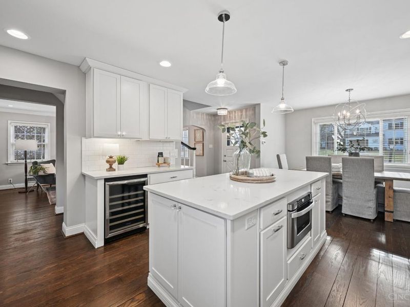 1005 Richwood Circle, Cincinnati, OH 45208 Photo 7