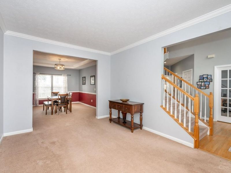 5496 Gwendolyn Ridge, Delhi Twp, OH 45238 Photo 8