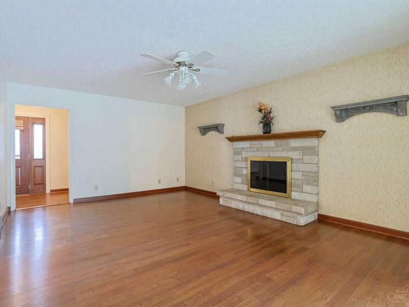 9606 Millbrook Drive, Springfield Twp., OH 45231 Photo 10