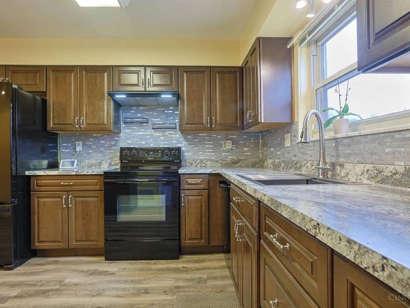 9606 Millbrook Drive, Springfield Twp., OH 45231 Photo 16