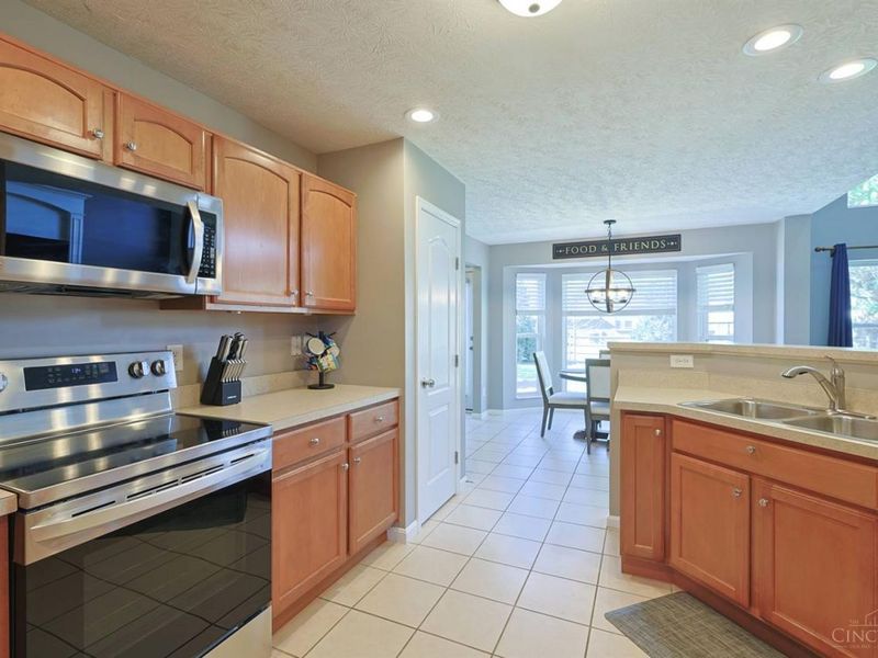 1196 Creekstone Drive, Batavia, OH 45103 Photo 12