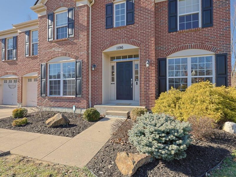 1196 Creekstone Drive, Batavia, OH 45103 Photo 2