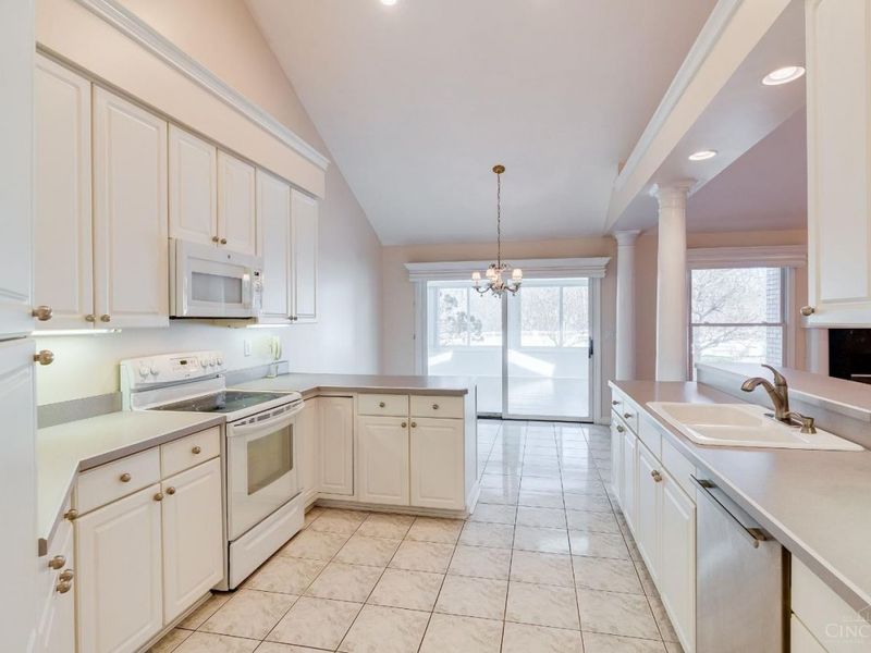 8372 Benton Ridge Lane, Anderson Twp, OH 45255 Photo 22