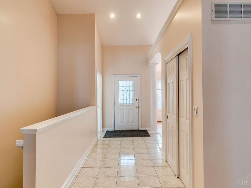 8372 Benton Ridge Lane, Anderson Twp, OH 45255 Photo 5