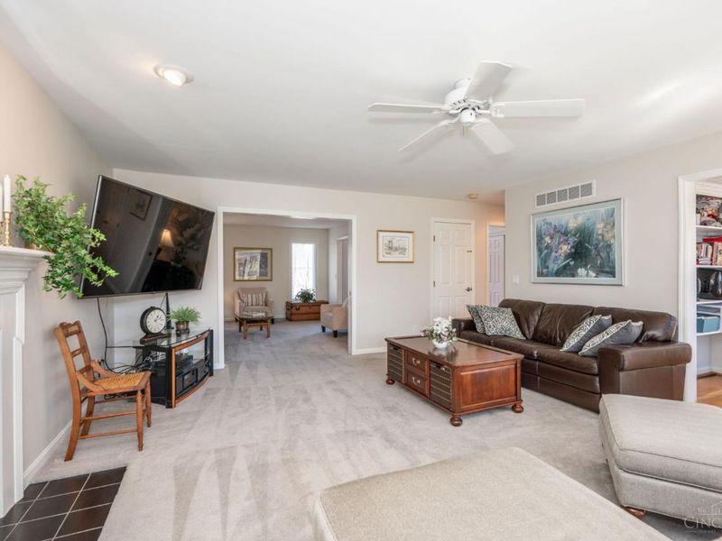 6643 Miami Trails Drive, Loveland, OH 45140 Photo 13