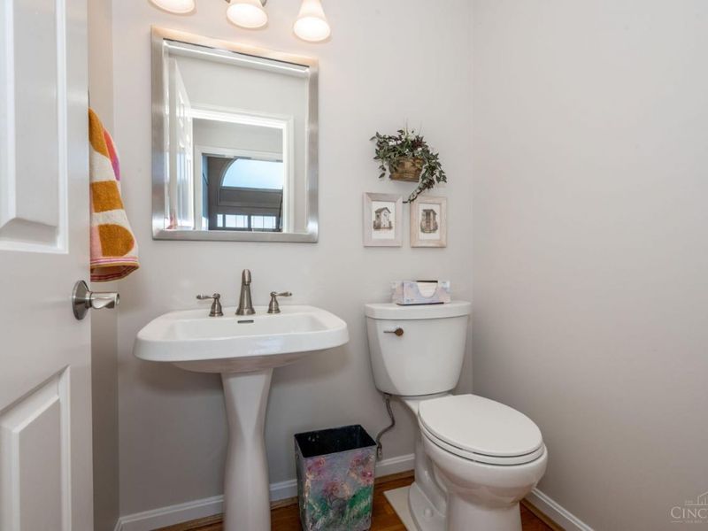 6643 Miami Trails Drive, Loveland, OH 45140 Photo 14