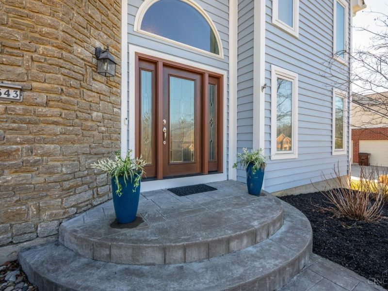 6643 Miami Trails Drive, Loveland, OH 45140 Photo 4