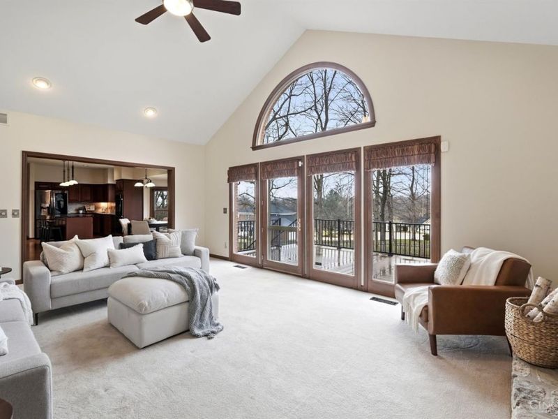 7512 Fawnmeadow Lane, Sharonville, OH 45241 Photo 11