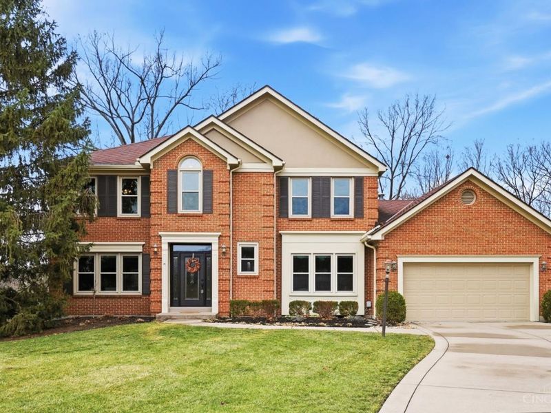 7512 Fawnmeadow Lane, Sharonville, OH 45241 Photo 2