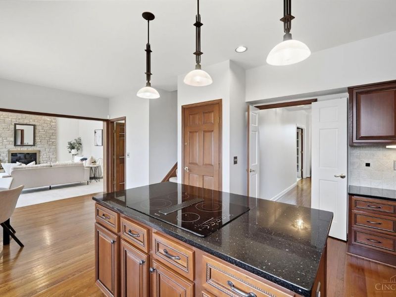 7512 Fawnmeadow Lane, Sharonville, OH 45241 Photo 21