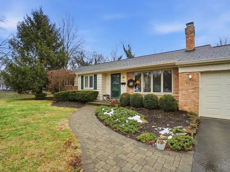 141 Wrenwood Lane, Terrace Park, OH 45174 Photo 2