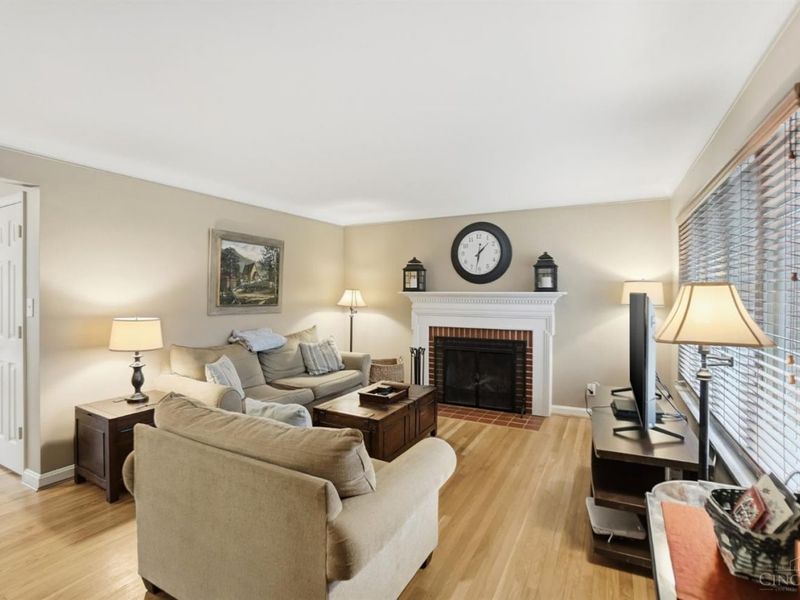 141 Wrenwood Lane, Terrace Park, OH 45174 Photo 5