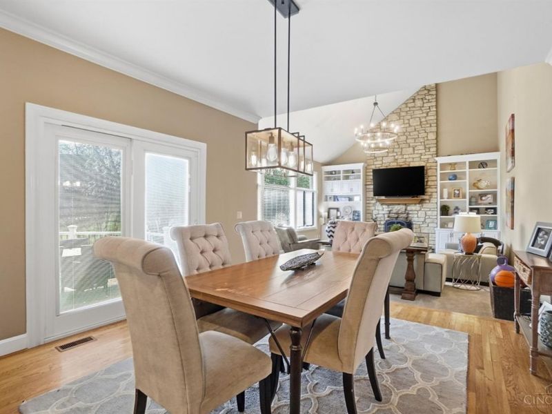 6716 Treeridge Drive, Anderson Twp, OH 45244 Photo 10