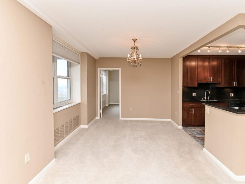 2444 Madison Road, Unit 1409, Cincinnati, OH 45208 Photo 10