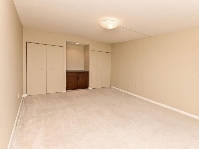 2444 Madison Road, Unit 1409, Cincinnati, OH 45208 Photo 18