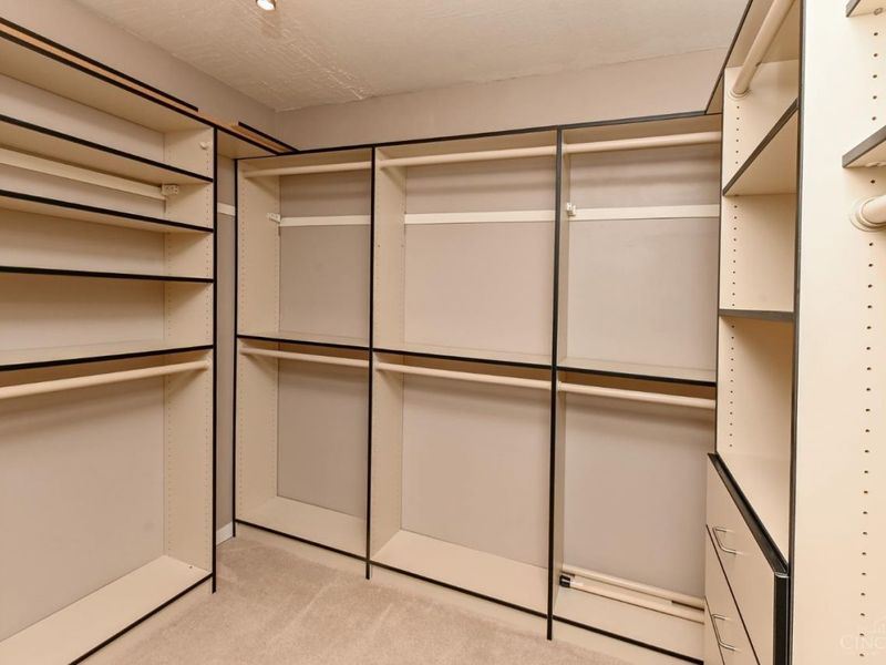 2444 Madison Road, Unit 1409, Cincinnati, OH 45208 Photo 25