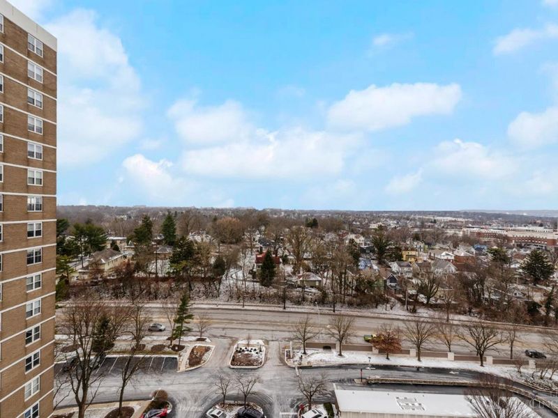 2444 Madison Road, Unit 1409, Cincinnati, OH 45208 Photo 6