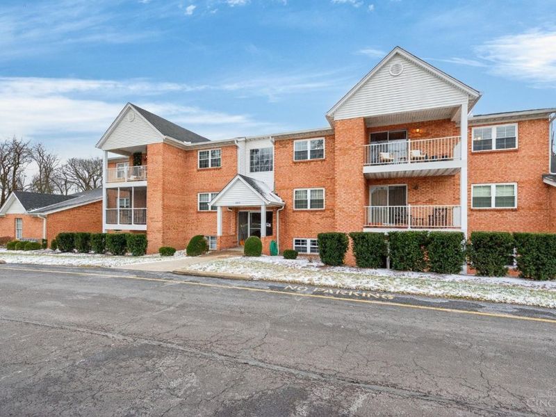 3211 Heritage Square Dr, Unit 12, Colerain Township, OH 45251 Photo 1