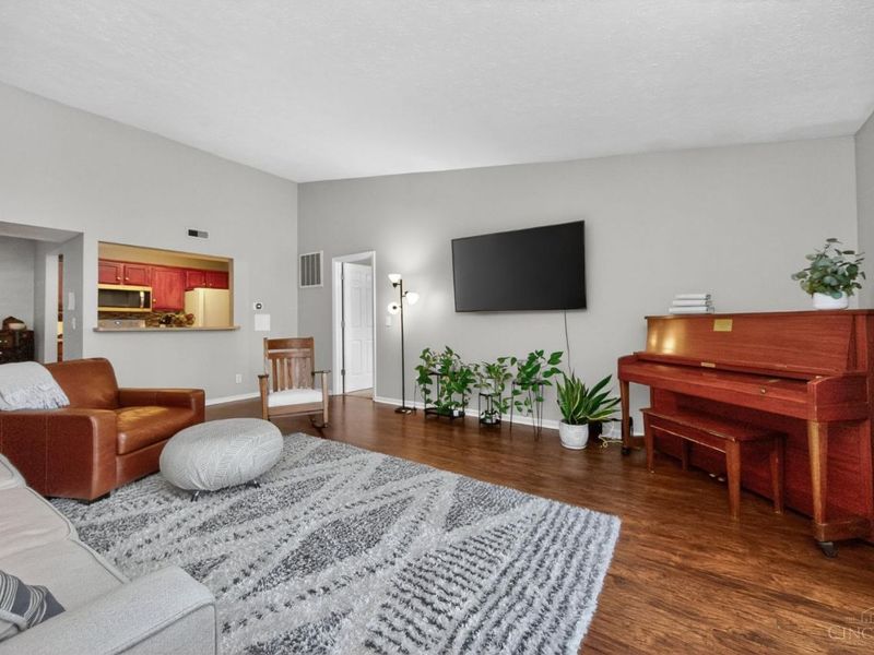 3211 Heritage Square Dr, Unit 12, Colerain Township, OH 45251 Photo 10