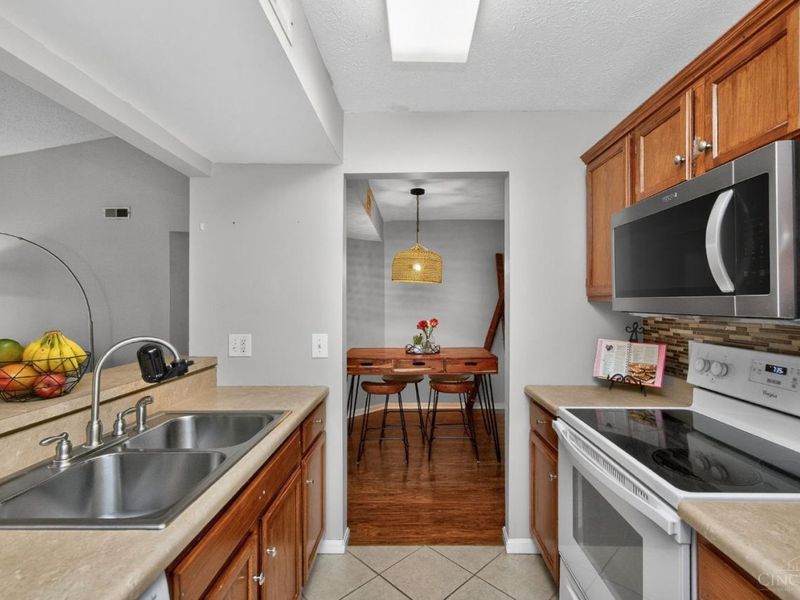 3211 Heritage Square Dr, Unit 12, Colerain Township, OH 45251 Photo 18