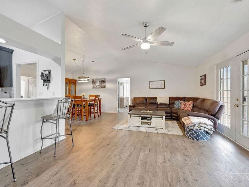 7893 Jessies Way, Unit 303, Fairfield Twp, OH 45011 Photo 6