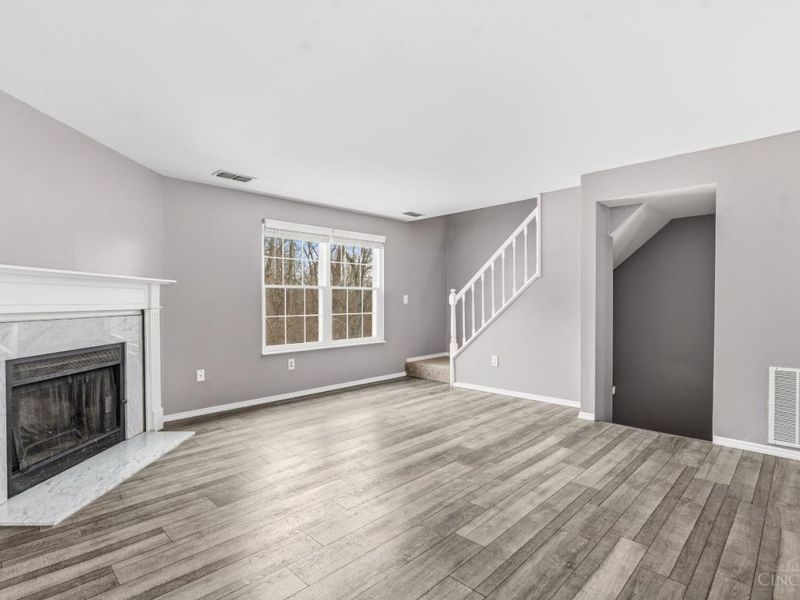 8158 Clove Hitch Court, Maineville, OH 45036 Photo 11