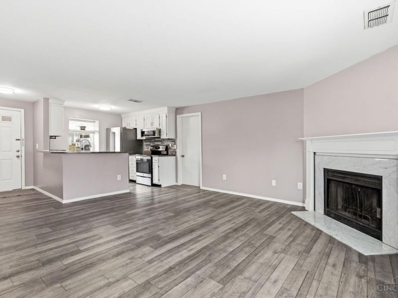 8158 Clove Hitch Court, Maineville, OH 45036 Photo 12