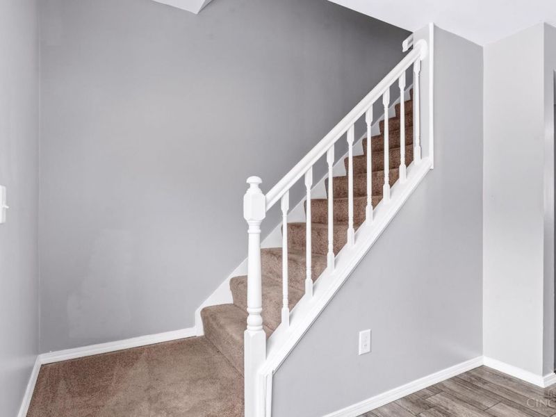 8158 Clove Hitch Court, Maineville, OH 45036 Photo 15