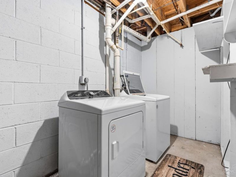 8158 Clove Hitch Court, Maineville, OH 45036 Photo 24