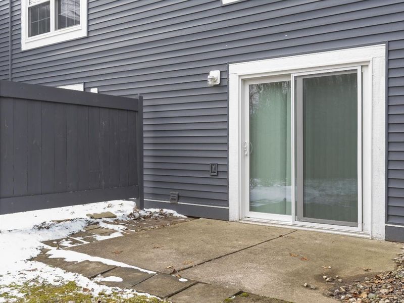 8158 Clove Hitch Court, Maineville, OH 45036 Photo 3