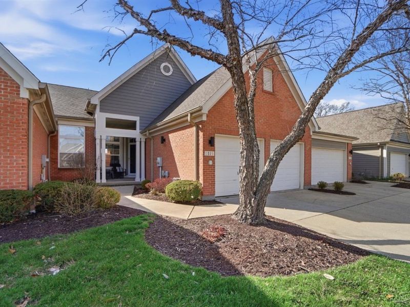 7119 White Oak Court, Mason, OH 45040 Photo 2