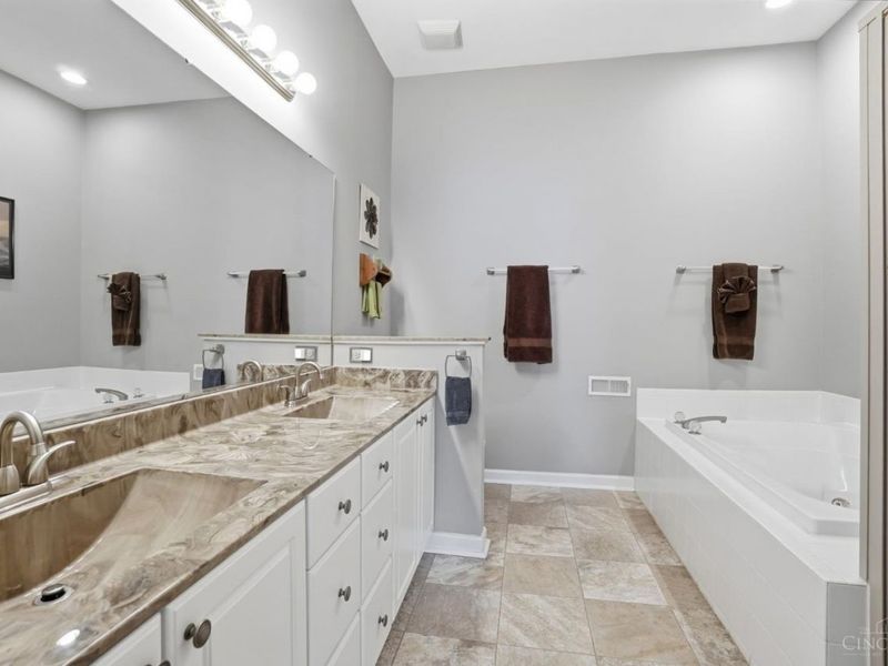 7119 White Oak Court, Mason, OH 45040 Photo 25