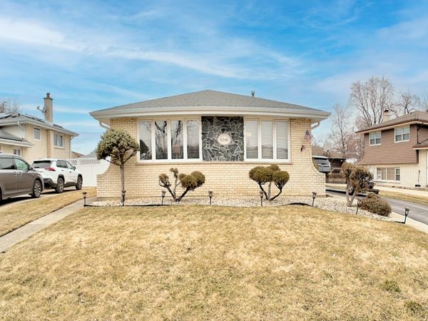 6346 W 90th Street , Oak Lawn, IL 60453